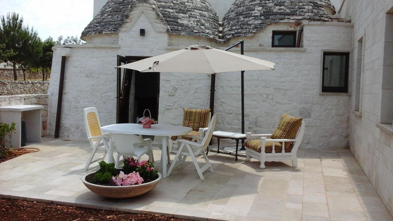 Trullo Sonia Nella Valle D'Itria Di Cisternino Villa Bagian luar foto