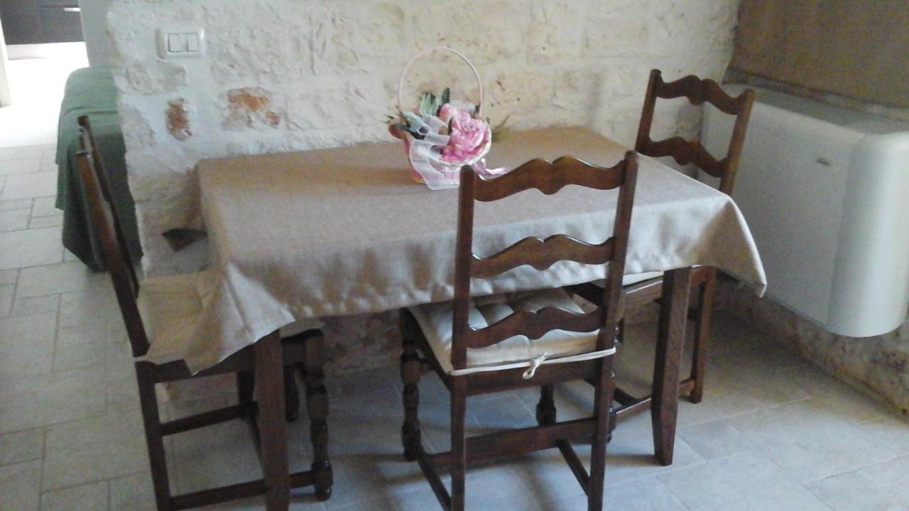 Trullo Sonia Nella Valle D'Itria Di Cisternino Villa Bagian luar foto